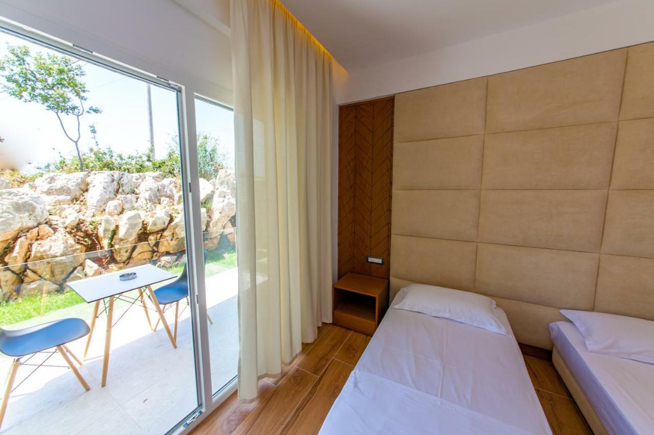 Inada Hotel Ksamil Exterior photo