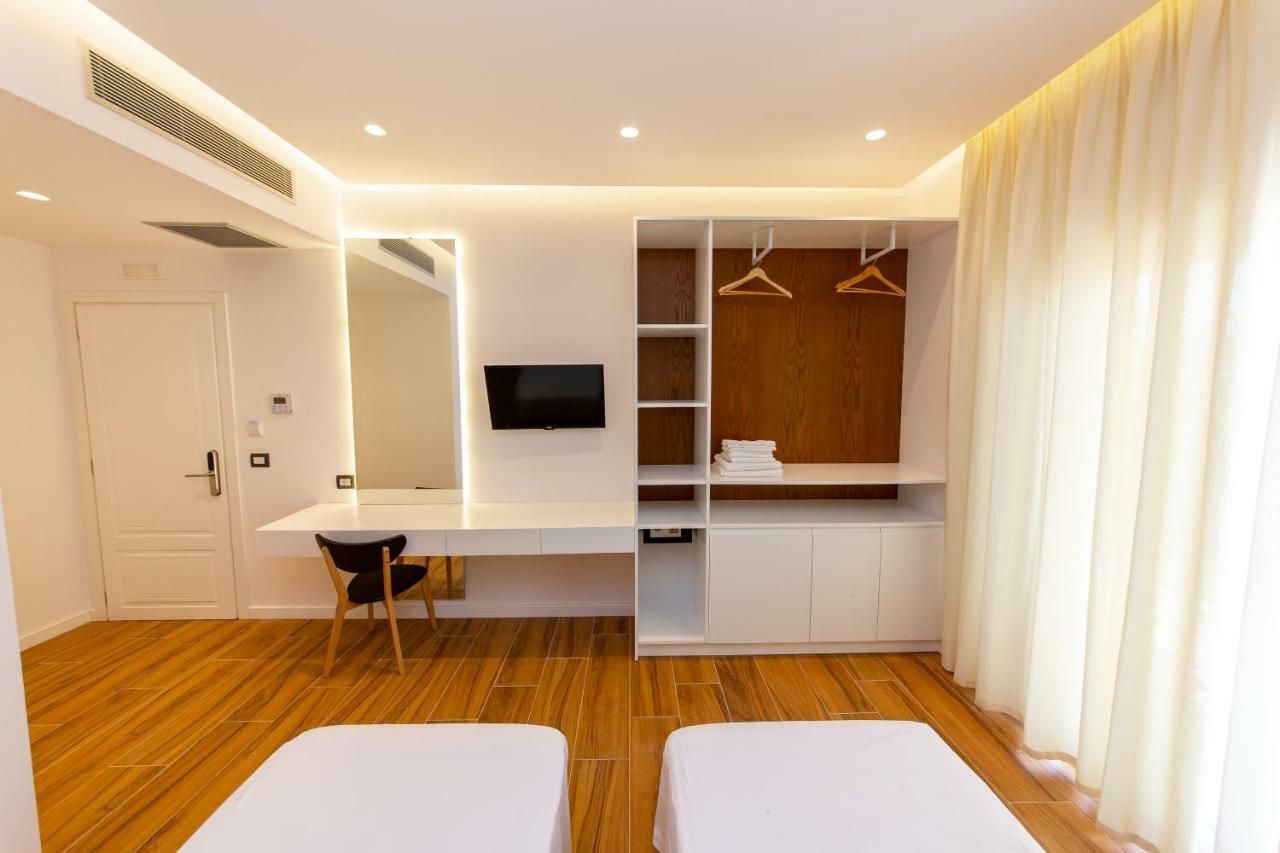 Inada Hotel Ksamil Exterior photo